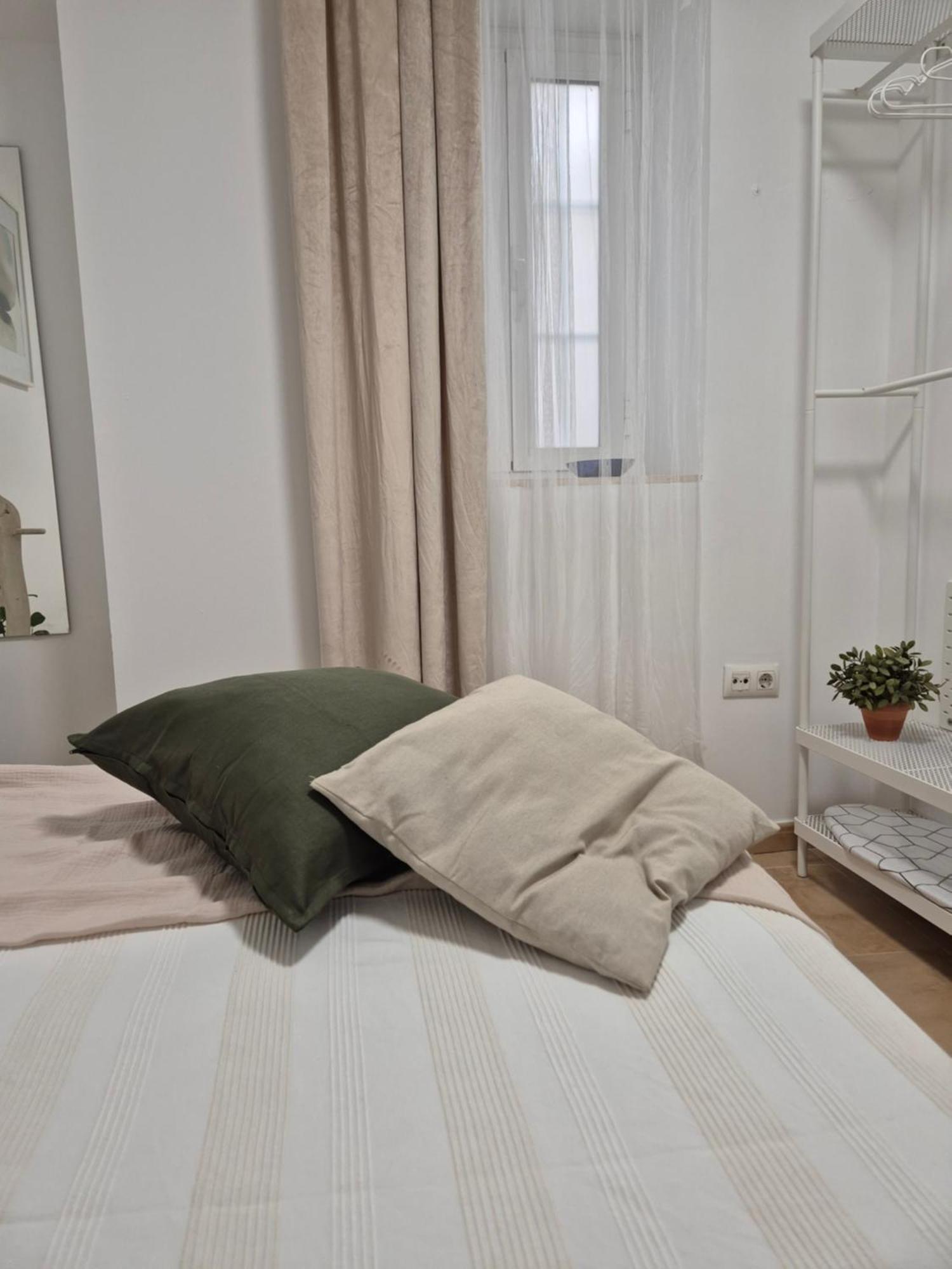 Hostfy Centro San Roman Sevilla Eksteriør bilde