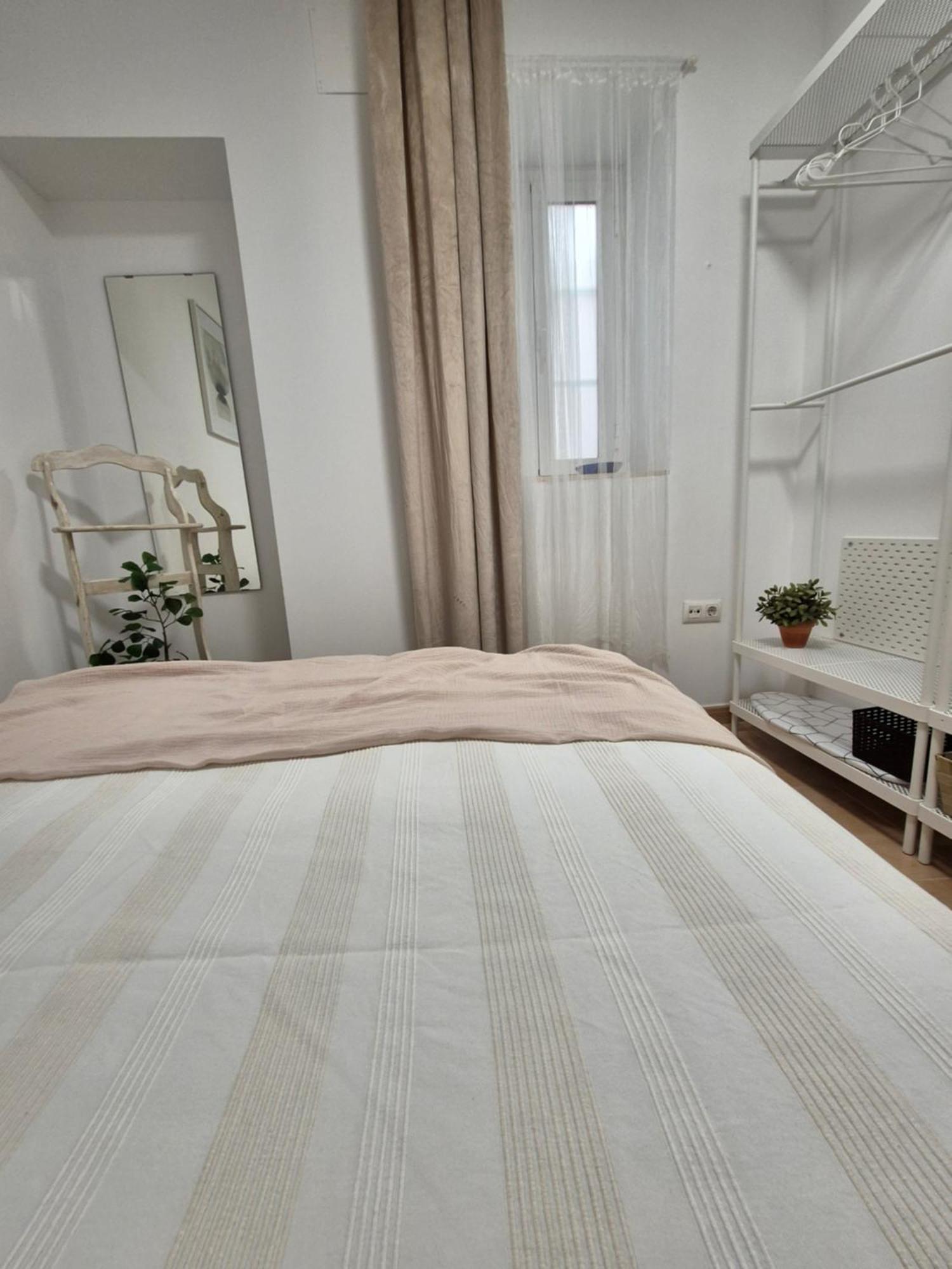 Hostfy Centro San Roman Sevilla Eksteriør bilde